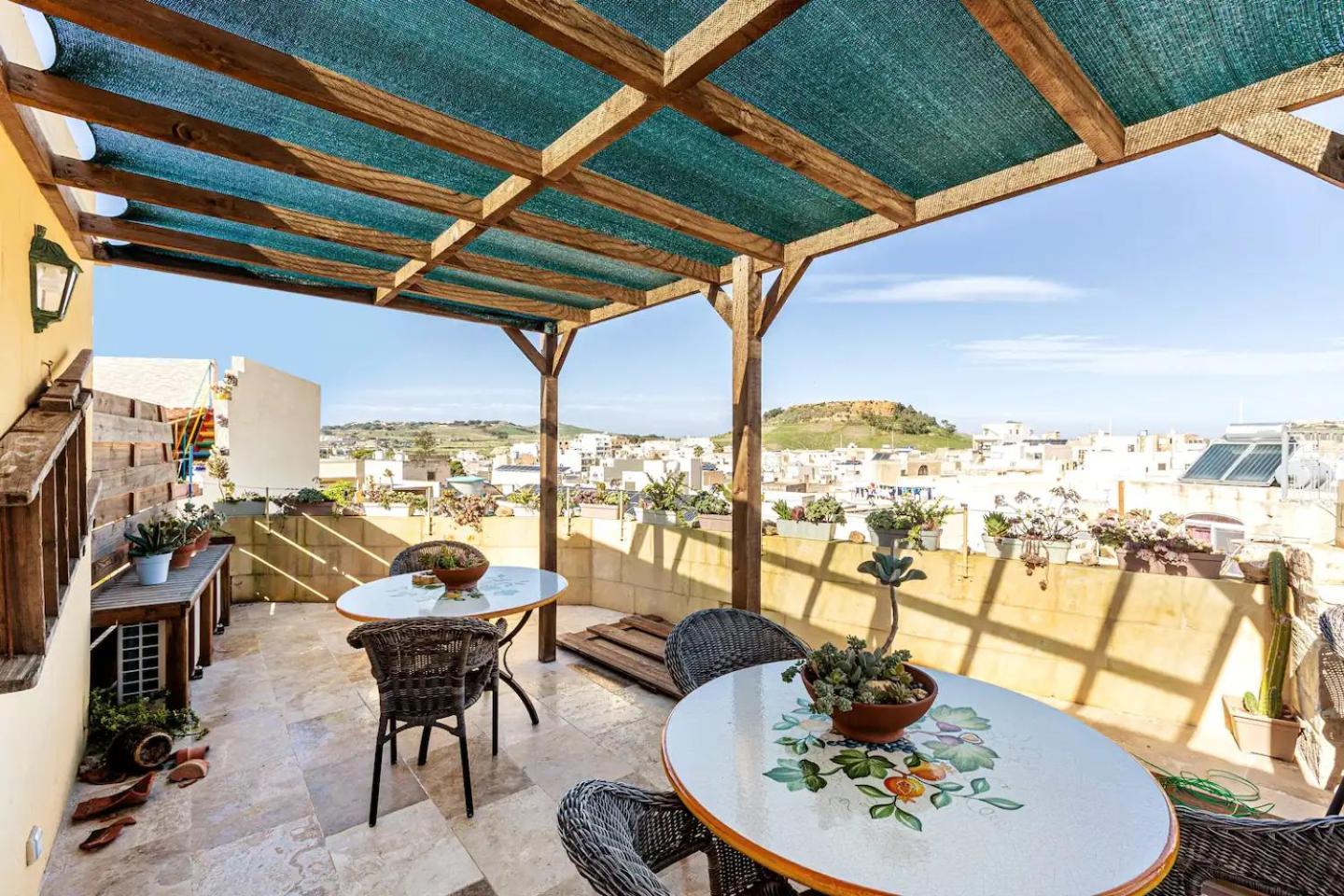 Historic Hideaways - 900 Year Old Converted Studios Victoria Esterno foto