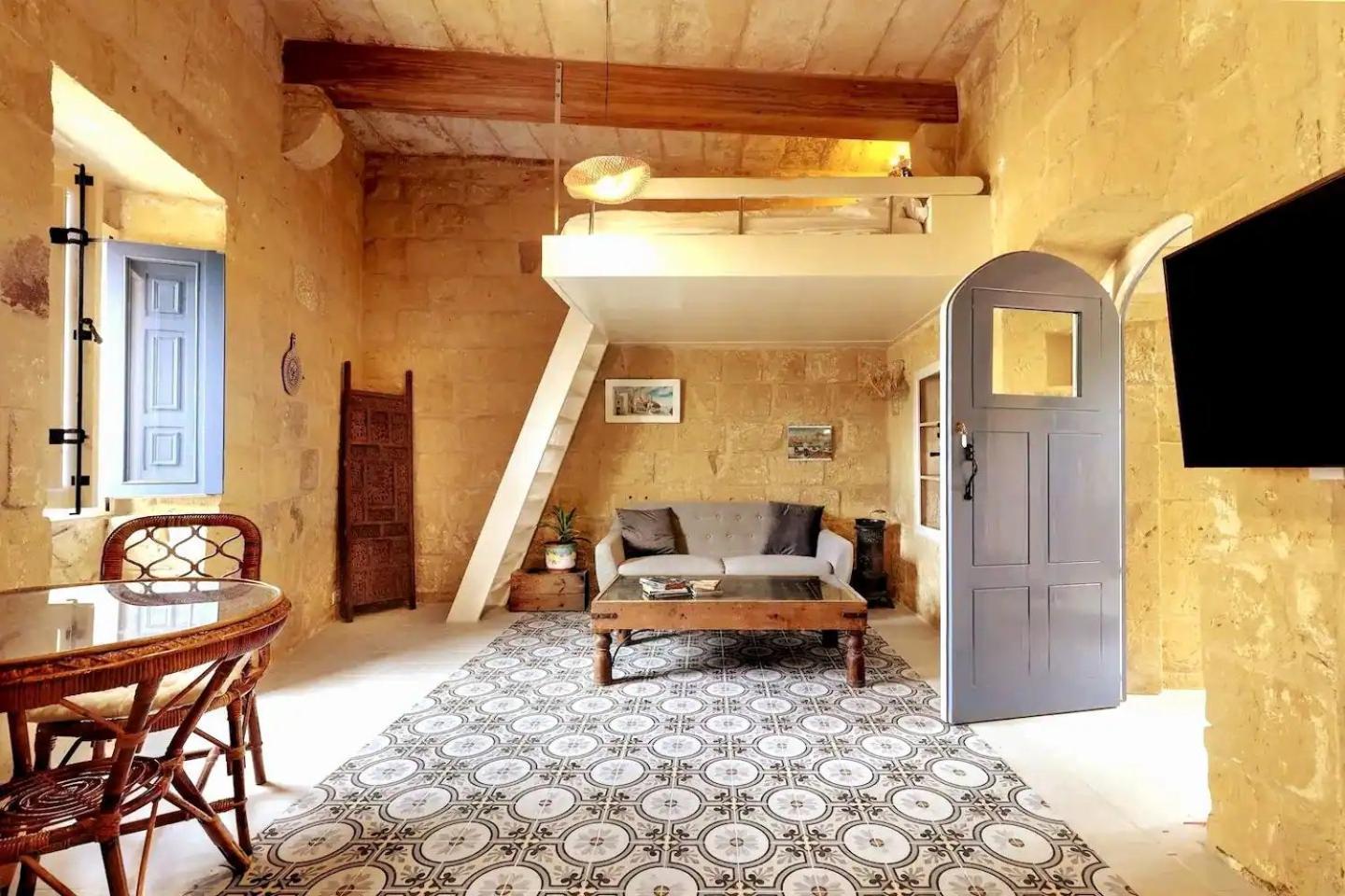Historic Hideaways - 900 Year Old Converted Studios Victoria Esterno foto