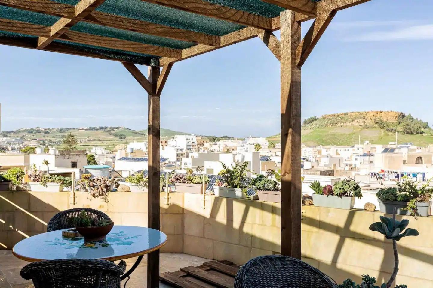 Historic Hideaways - 900 Year Old Converted Studios Victoria Esterno foto